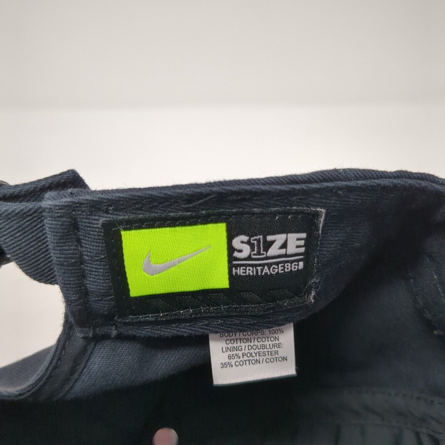 Nike Slideback Hat Black One Size Adjustable Embroidered Heritage86 6 Panel