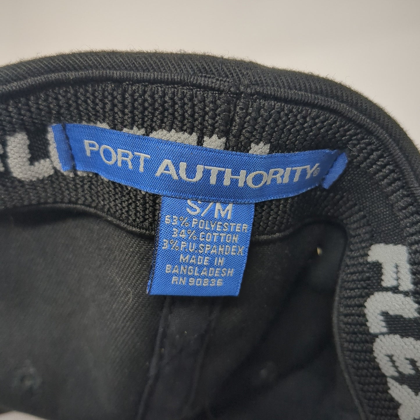 WM Logo Fitted Hat Black Medium Stretch Flexfit Solid Port Authority