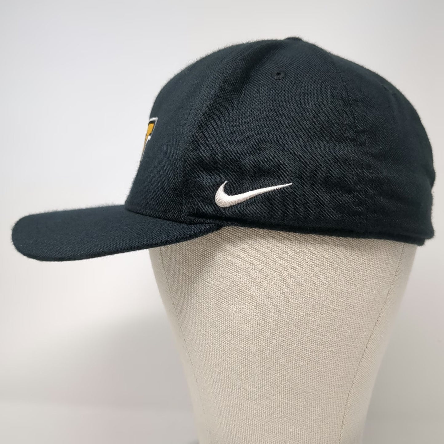 Nike Baseball Cap Black M BK Interlocking Logo Dri-FIT Classic99 Stretch Hat
