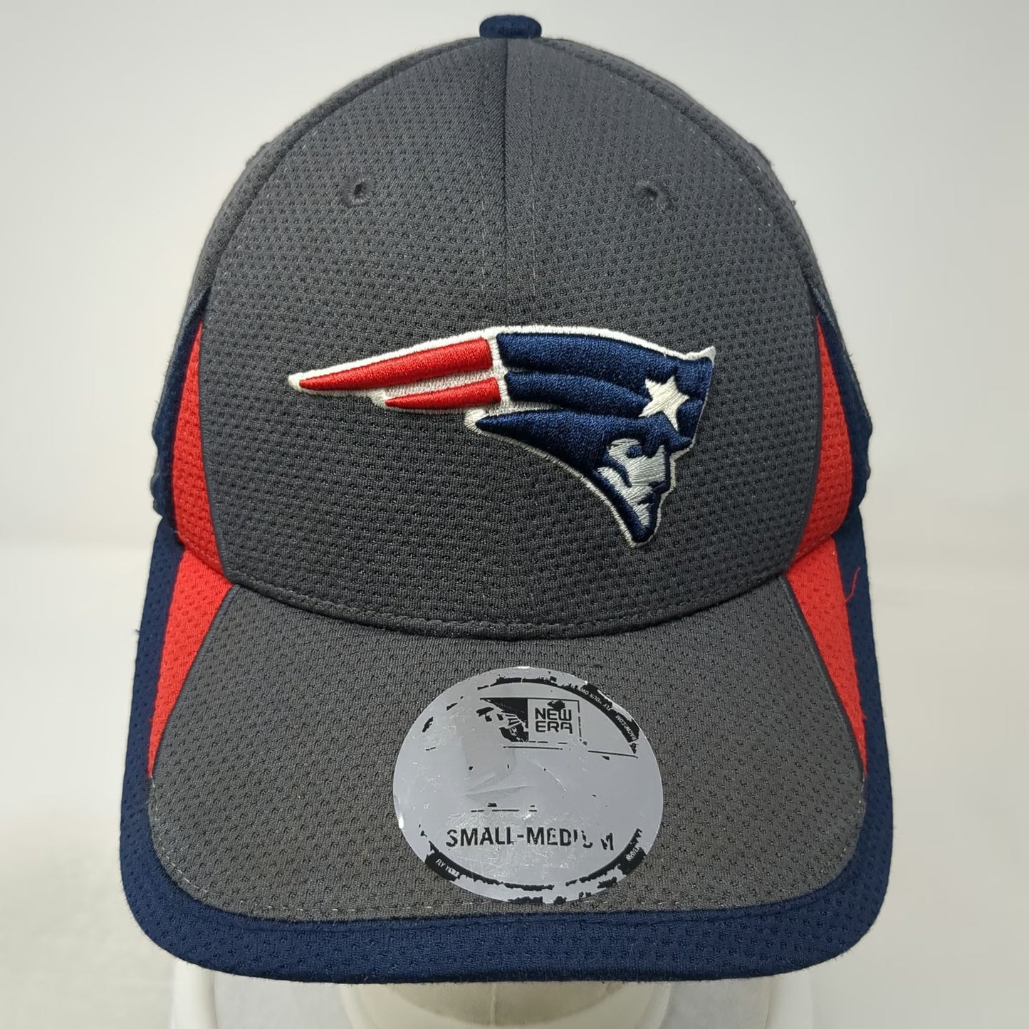 New Era New England Patriots NFL Cap Gray Blue Red M 39THIRTY Stretch Fit Hat