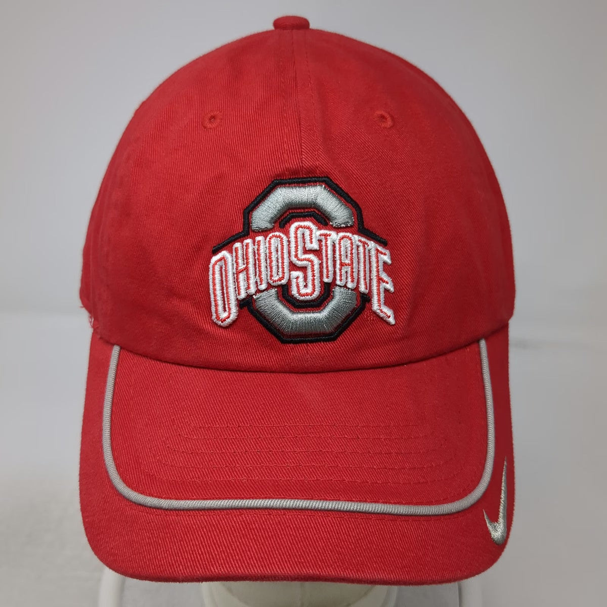 Ohio State Buckeyes NCAA Nike Cap Red One Size Strapback Swoosh Embroidered