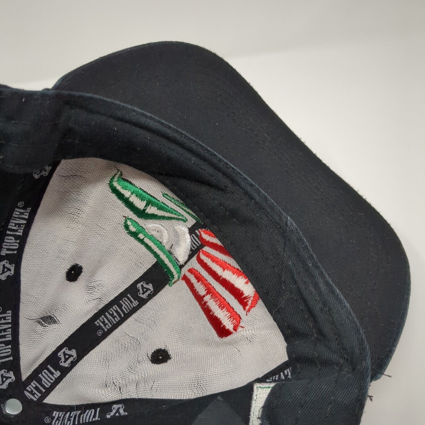 Hecho En Mexico Snapback Hat Black One Size Embroidered Top Level