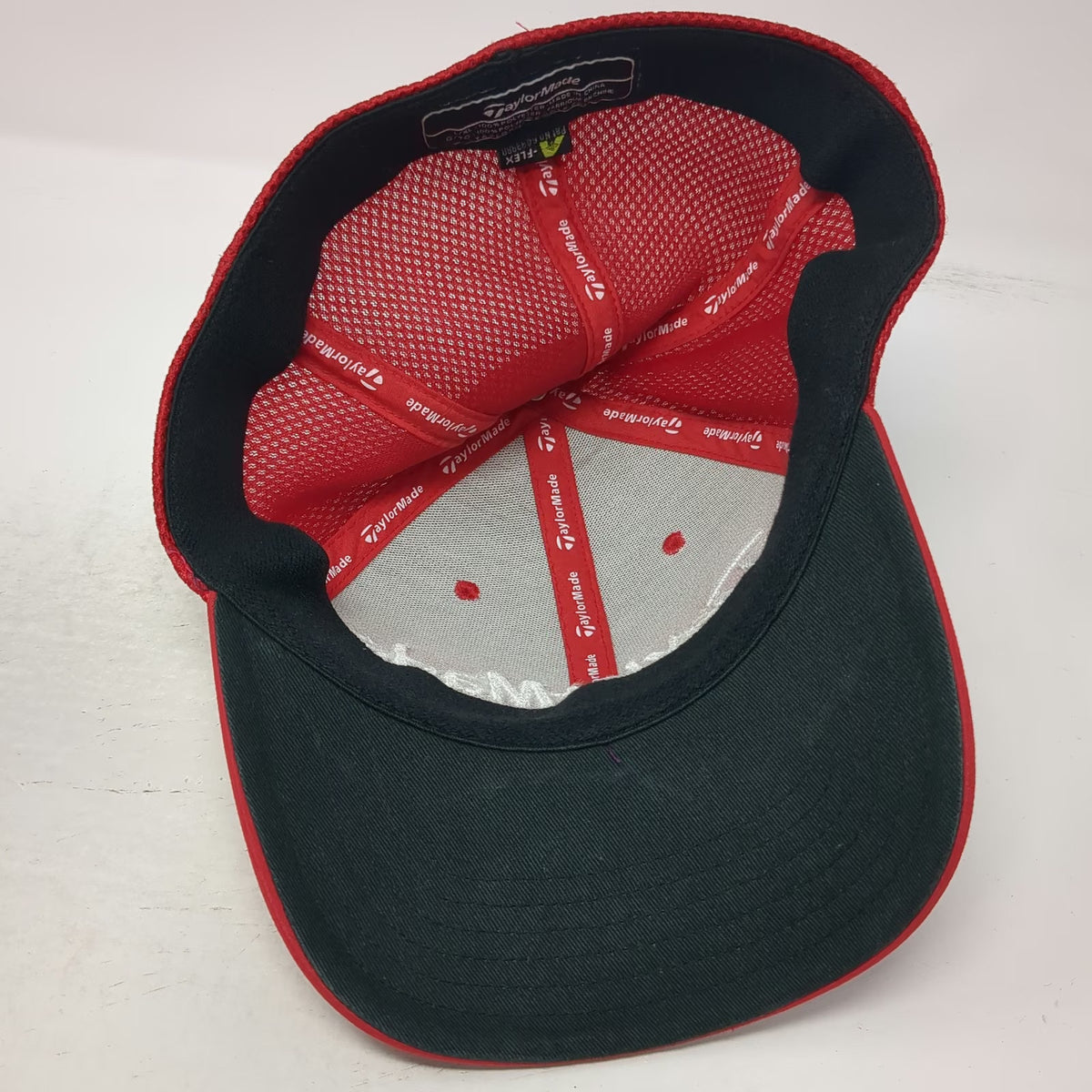 TaylorMade Baseball Cap Red XL SLDR Tour Preferred Mesh Back Fitted Golf Hat
