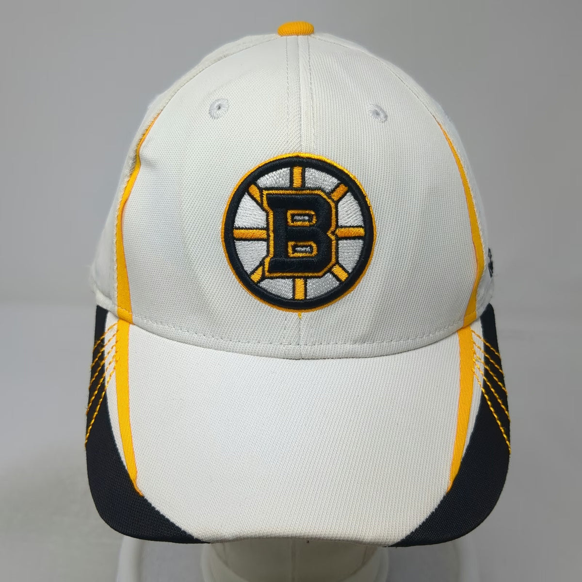 Boston Bruins NHL Reebok White Yellow Black XL Face Off Embroidered Logo Hat