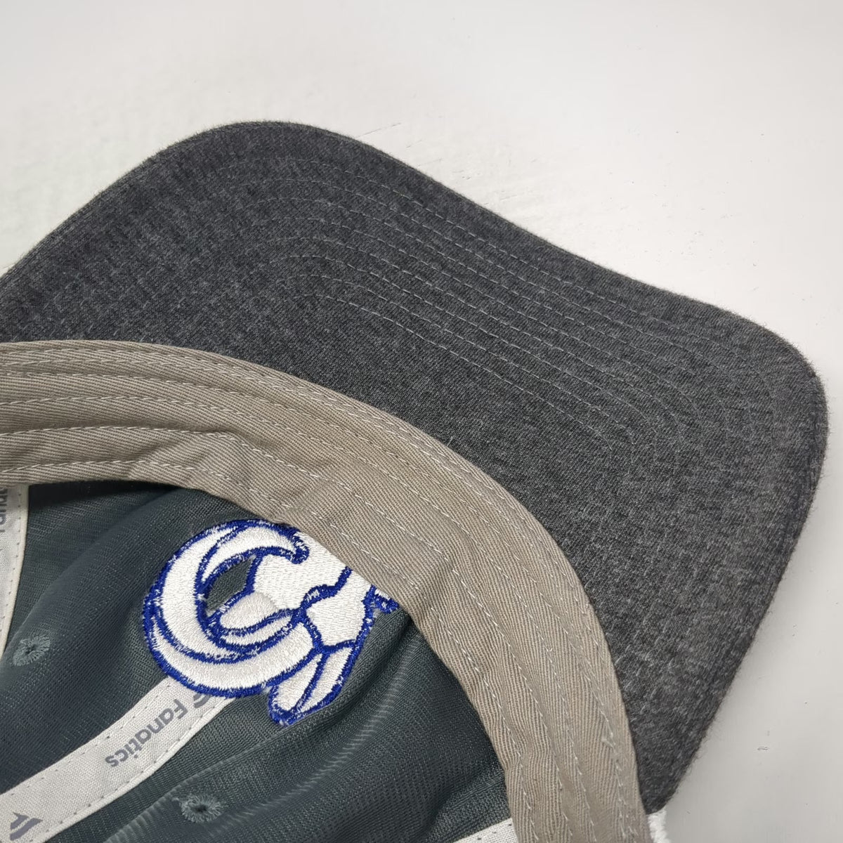 Los Angeles Rams NFL Fanatics Trucker Hat Gray White Blue One Size Snapback Mesh