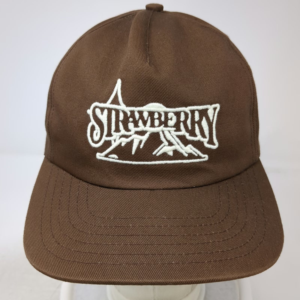 Strawberry 5 Panel Brown White One Size Snapback Mountain Logo Flat Brim Hat