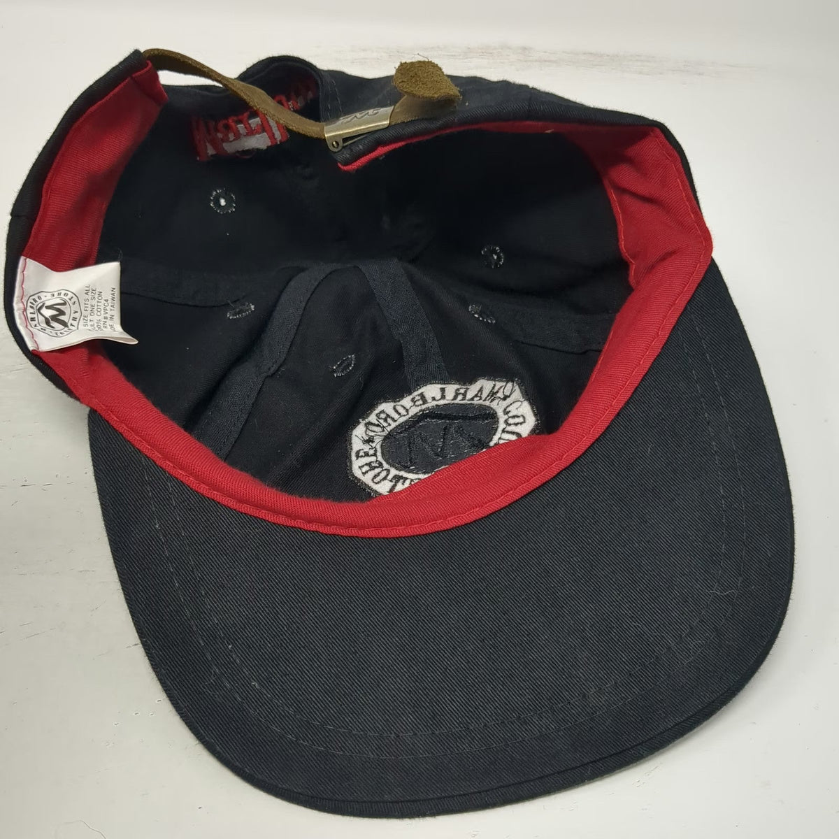 Marlboro Country Store Baseball Cap Black Slideback Red Embroidery Hat Vintage