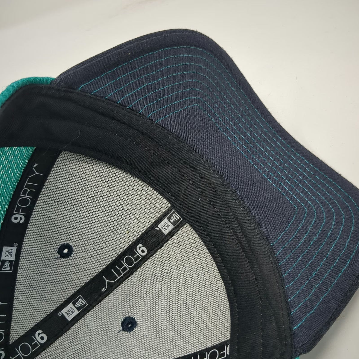 New Era Seattle Mariners MLB Baseball Cap Blue Green One Size Mesh Back Hat