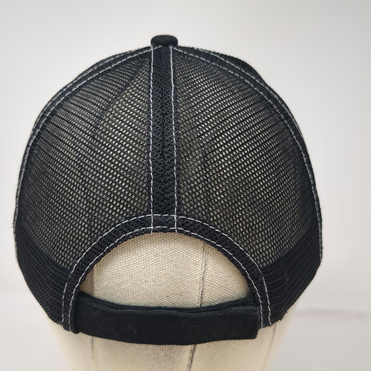 IQ Apparel Pizza Hut Black Baseball Cap One Size Mesh Back Strapback Hat Logo
