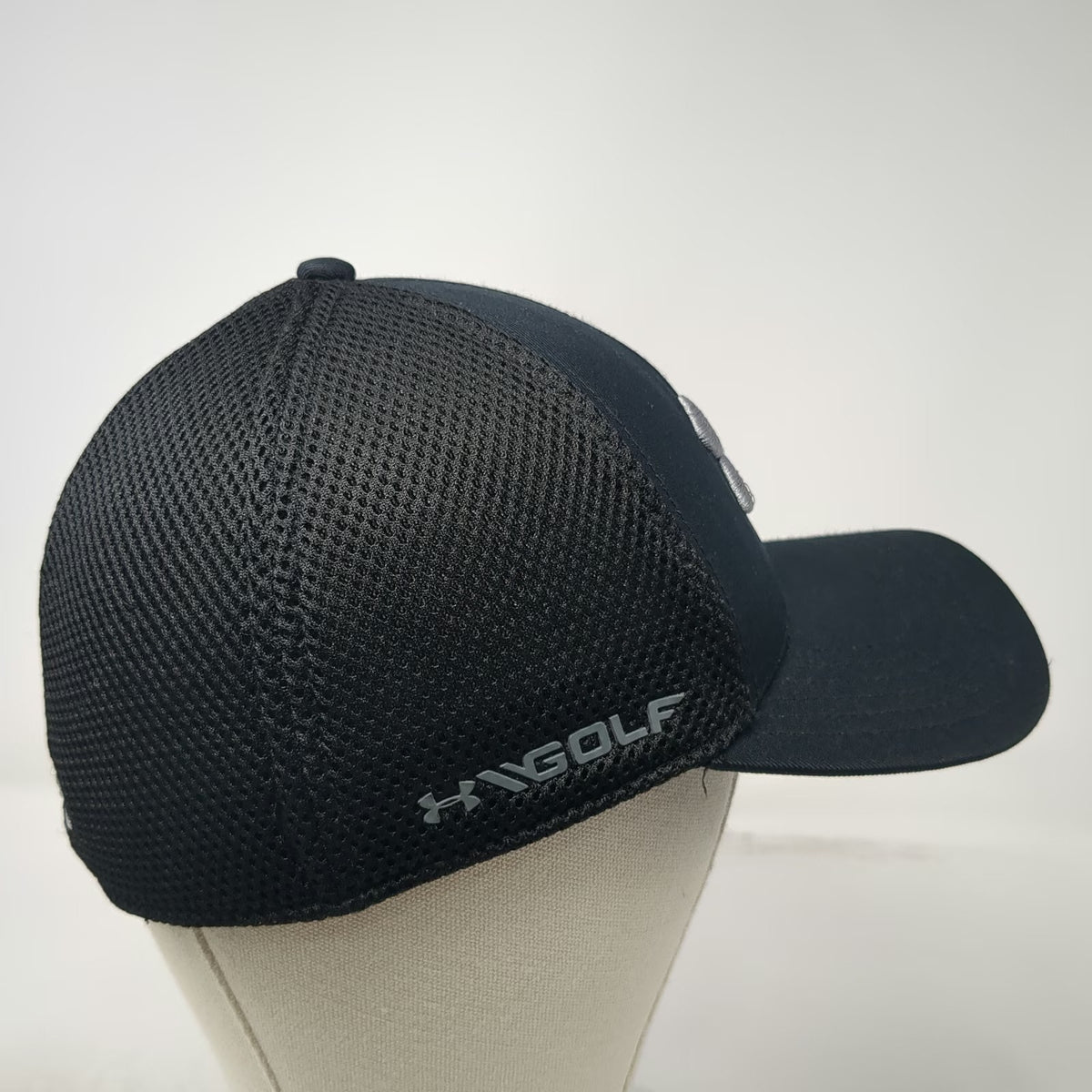 Under Armour Baseball Cap Black L Mesh Back Stretch Fit UA Golf Logo Curved Hat