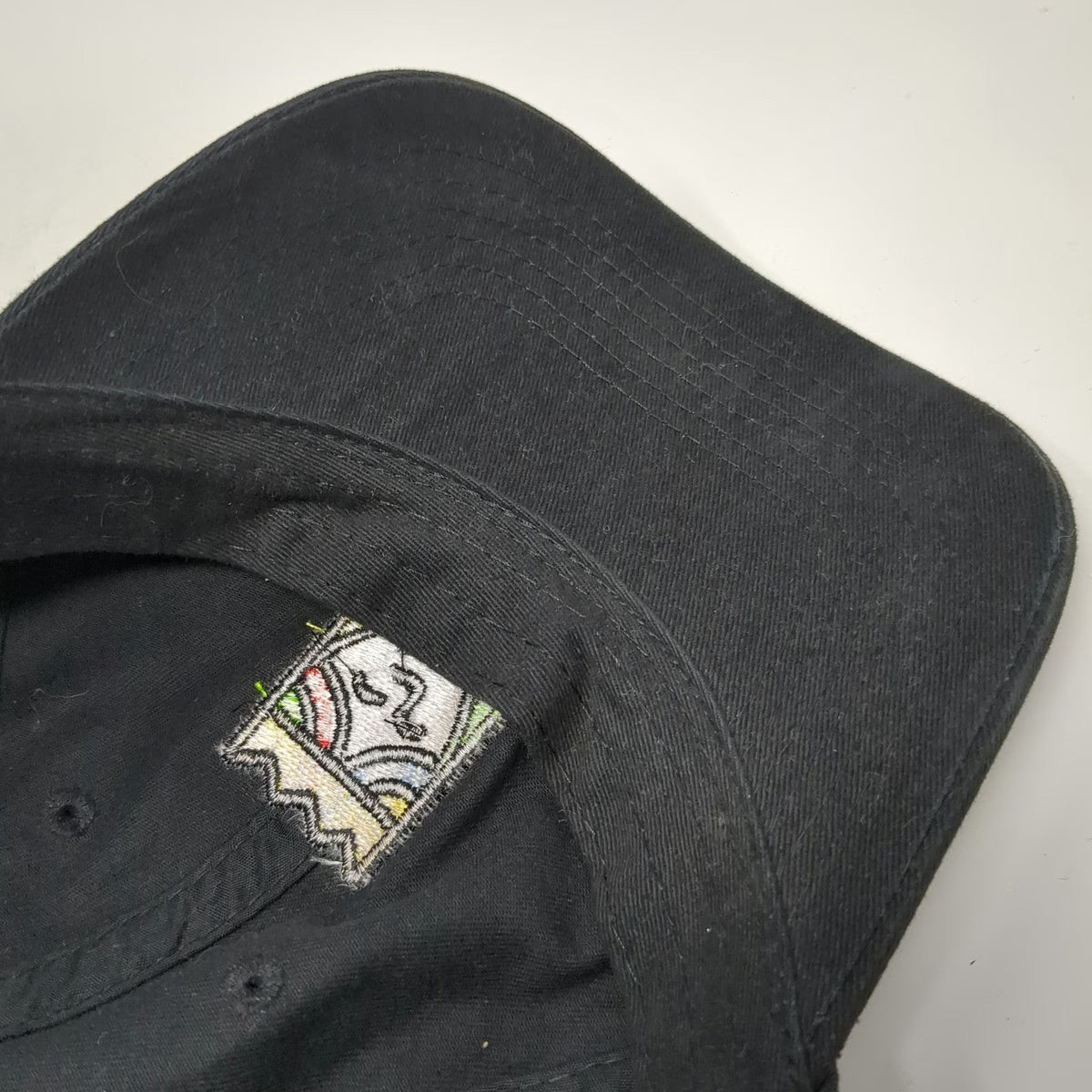 Queensboro Baseball Cap Black One Size Trust The Queen Logo Slideback Hat