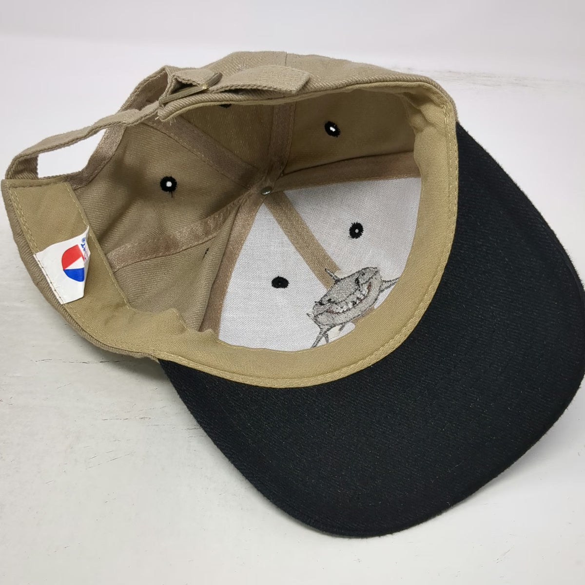 Headmost Baseball Cap Beige One Size Shark Aquarium of Boise Hat Slideback