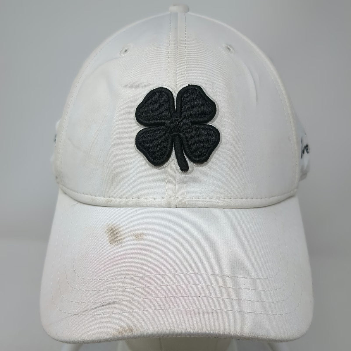 Black Clover Baseball Cap White XL Live Lucky Whitetail Clover Stretch Fit Hat