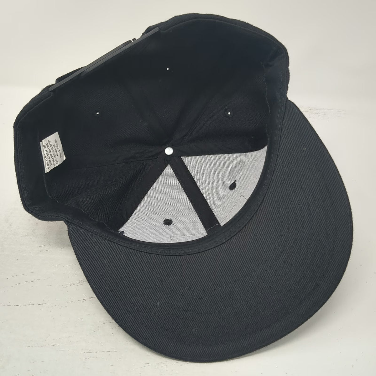 Decky Snapback Hat Black One Size Hawaii Flag Aloha Culture Maui Built Flat Brim