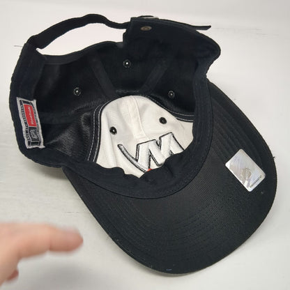 New York Islanders NHL Reebok Cap Black One Size Slideback Embroidered Logo Hat