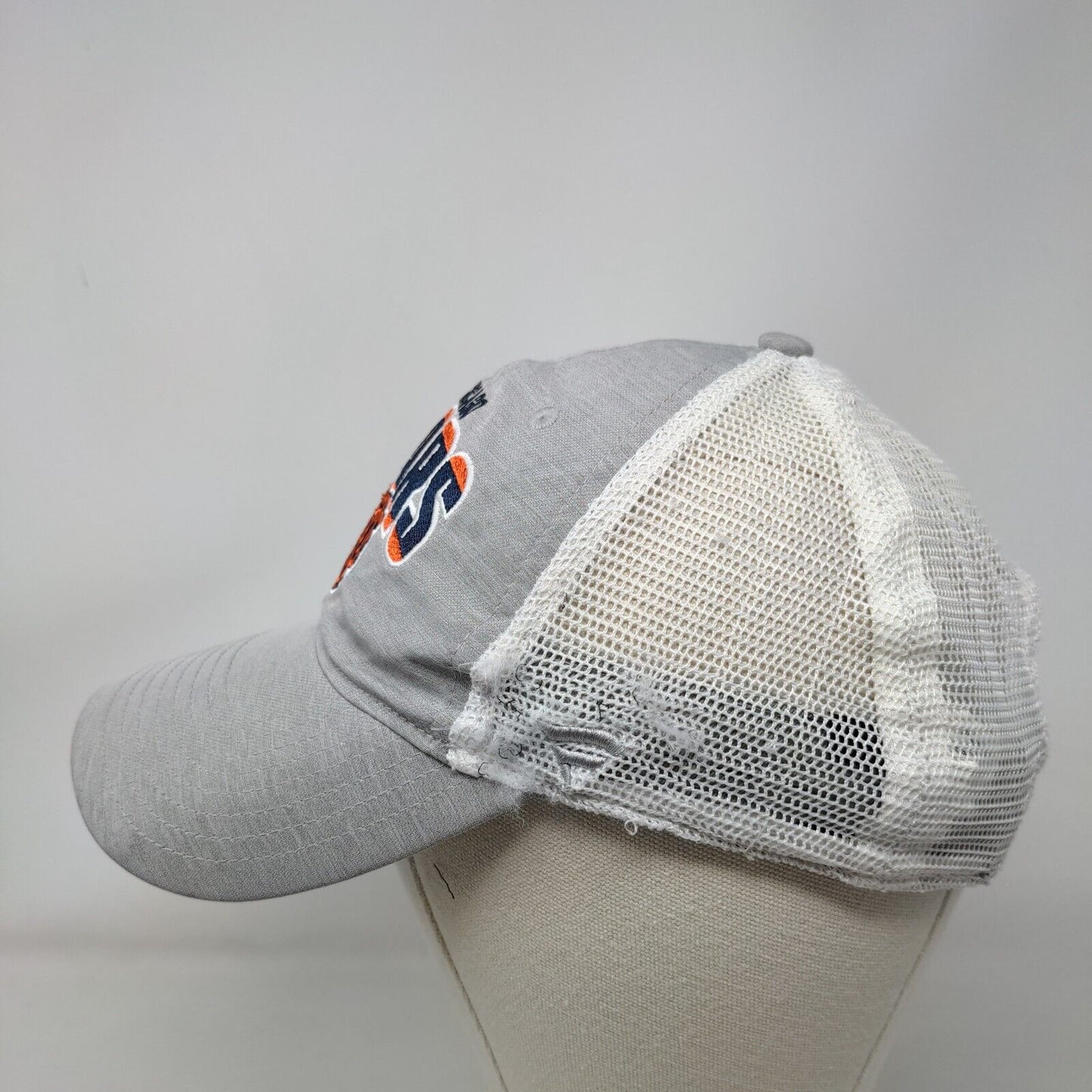 Chicago Bears Snapback Mesh Back Hat Gray Embroidered Logo NFL Adjustable