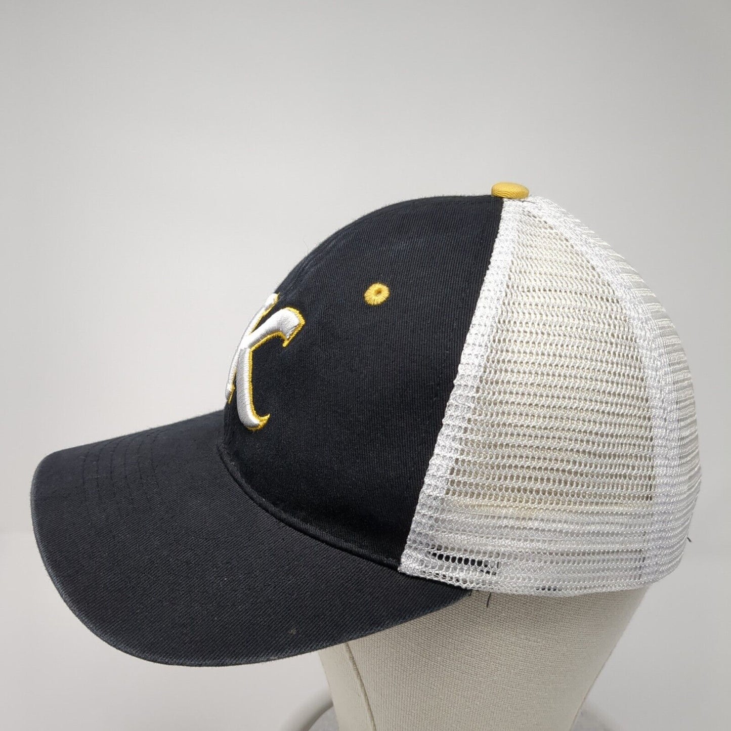 Kuna Strapback Trucker Hat Black One Size Adjustable Embroidered Mesh Back