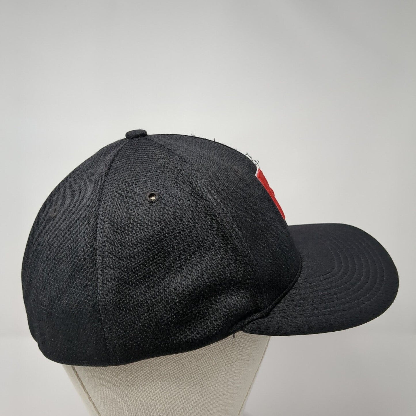 PC Fitted Hat Black S/M Embroidered Vented Holes 6 Panel PTS40 Dryve Richardson