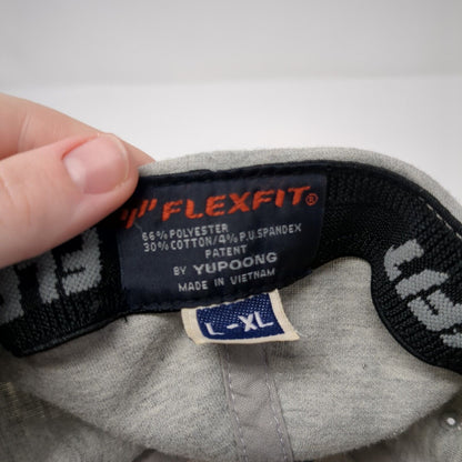 GS The Grower Station Fitted Hat Gray L/XL Embroidered 6 Panel Flexfit Yupoong