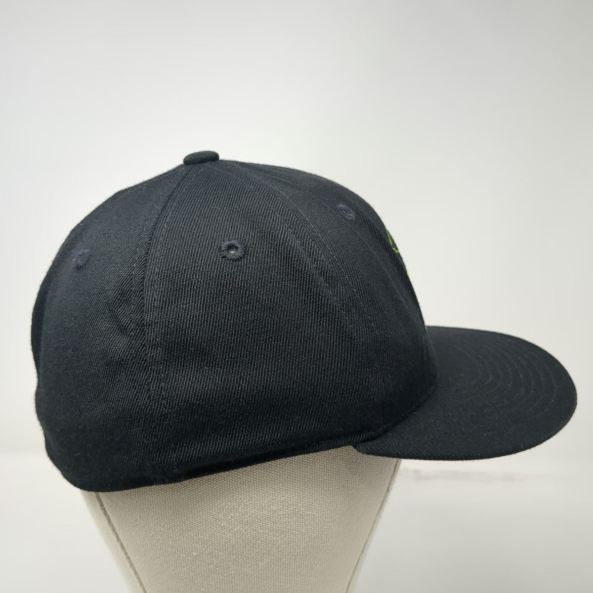 Yupoong Maverick Helicopters Tour Baseball Cap Black Green 6 7/8 210 Fitted Hat