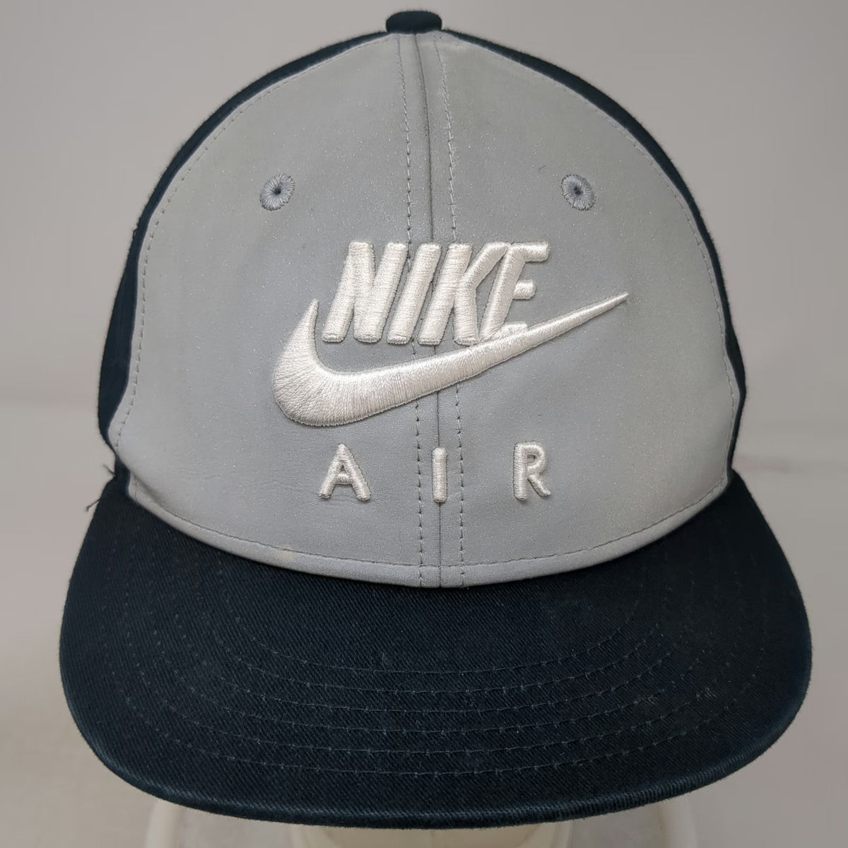 Nike Snapback Hat Blue Gray OSFM Air Swoosh Logo Flat Brim Cotton Embroidered