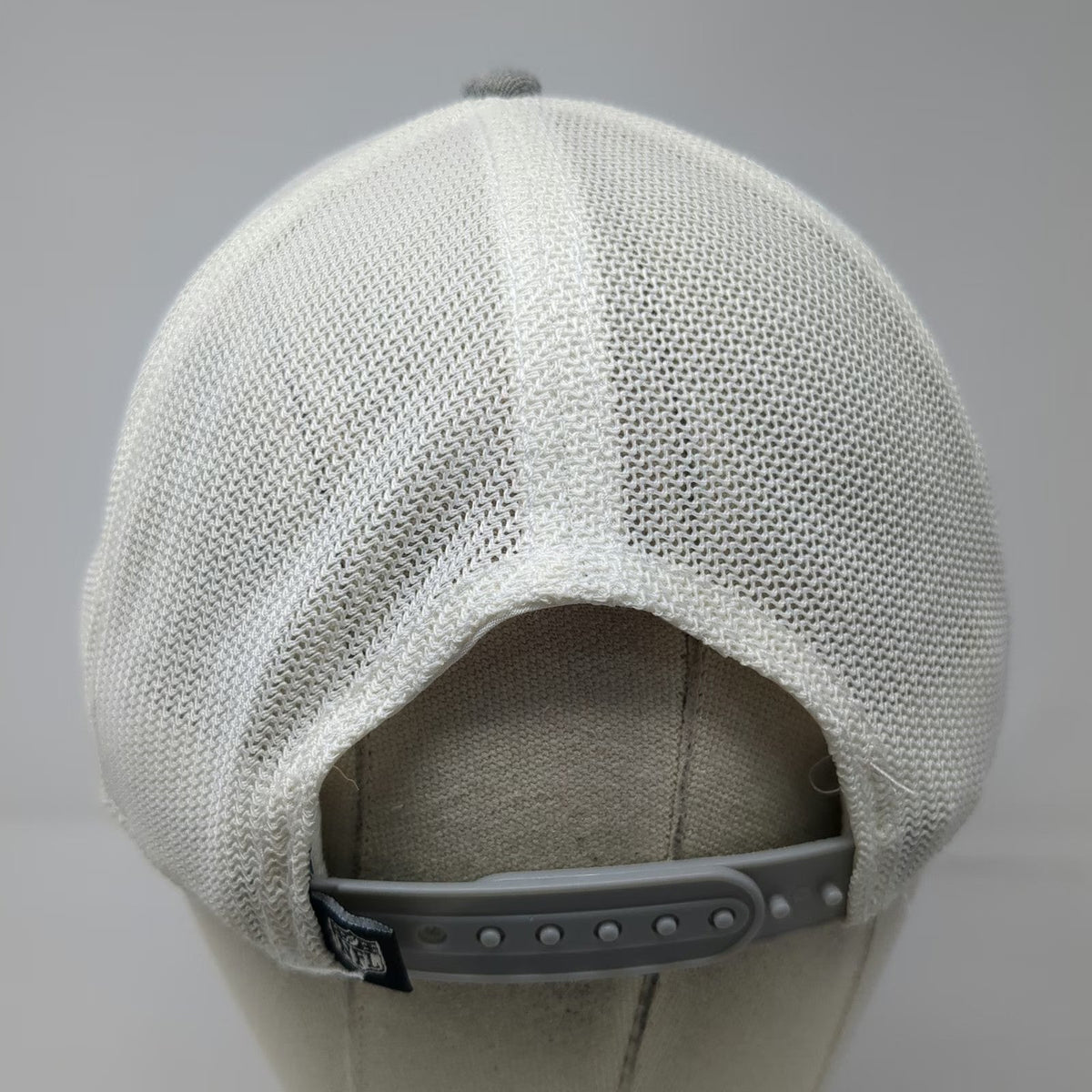 Philadelphia Eagles NFL Fanatics Gray White OSFM Trucker Hat Mesh Back Snapback
