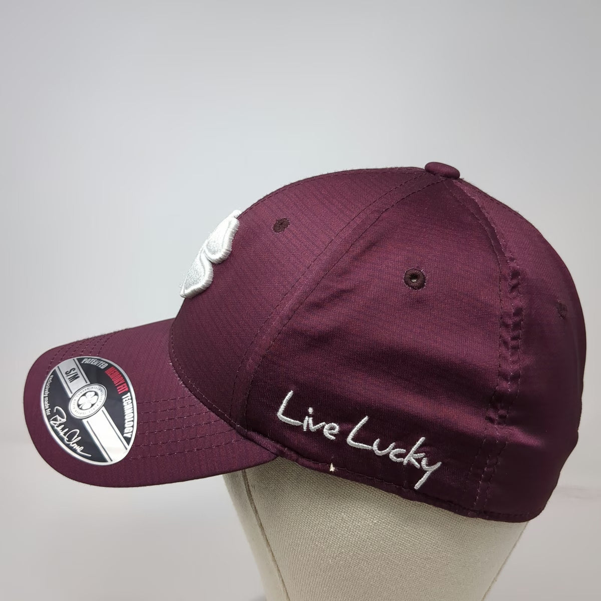 Black Clover Baseball Cap Red M Memory Fit Live Lucky Four Leaf Clover Hat