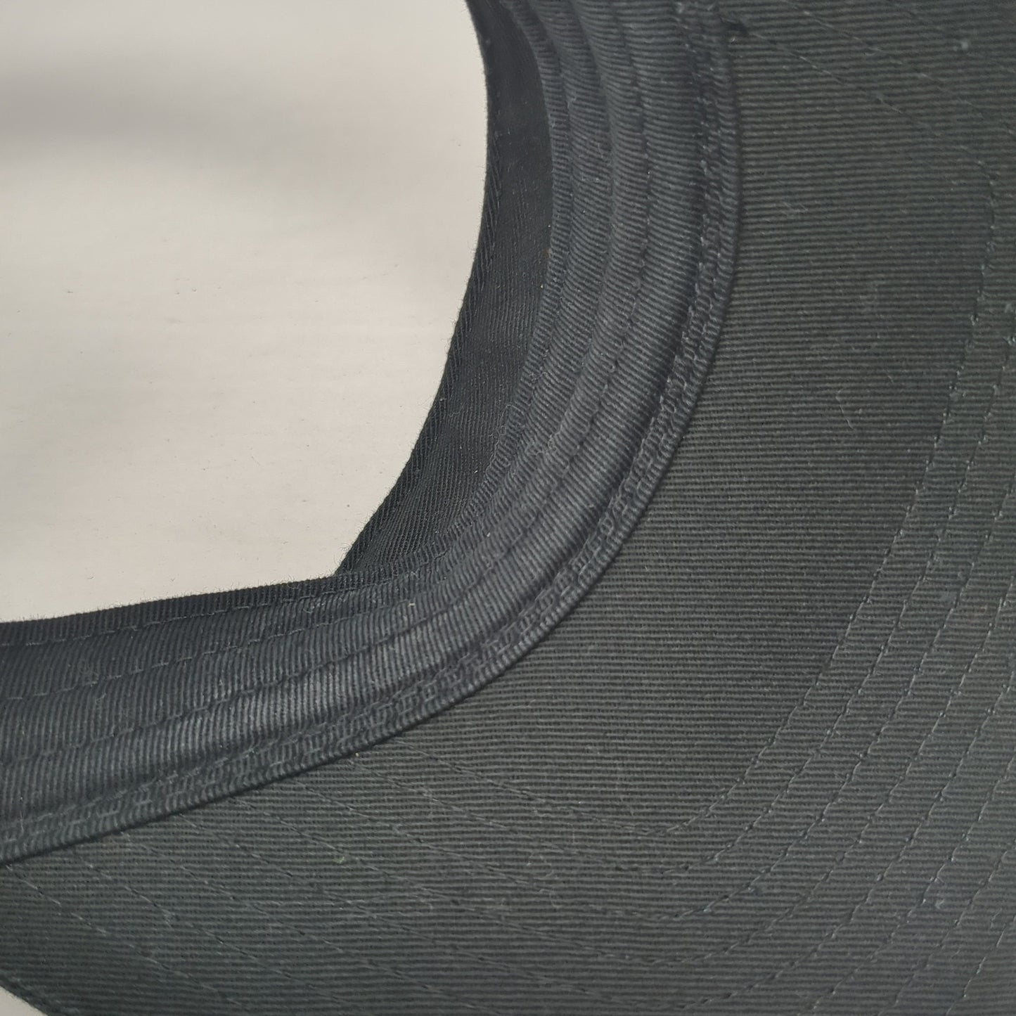 Titleist Pro V1 Strapback Visor Hat Black One Size Adjustable New Era