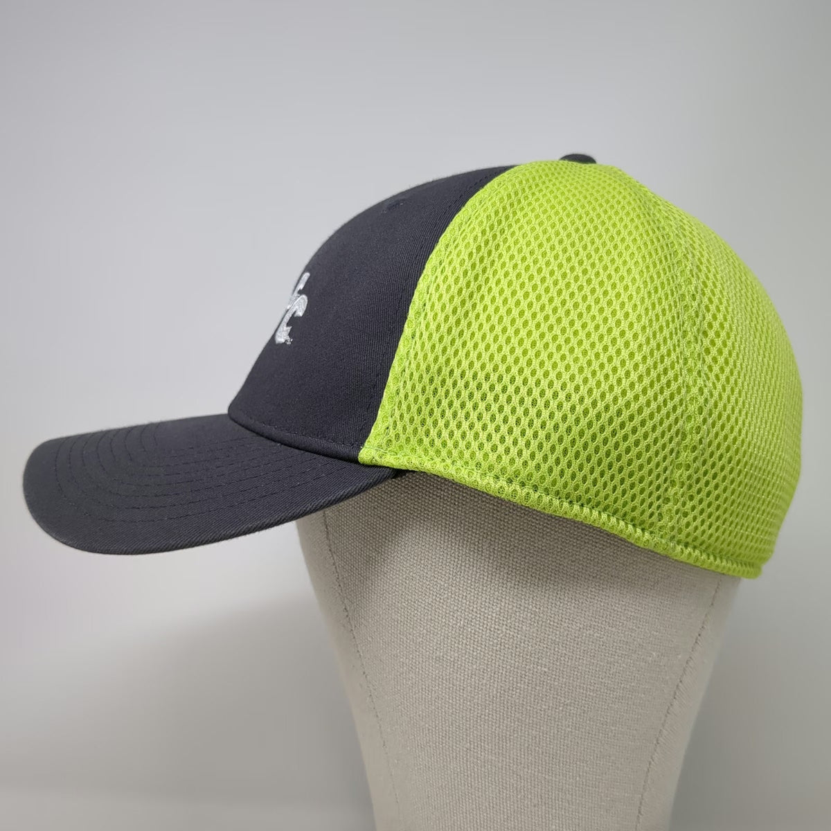 New Era Baseball Cap Gray Yellow XL 39THIRTY Mesh Stretch Fit Structured AFC Hat