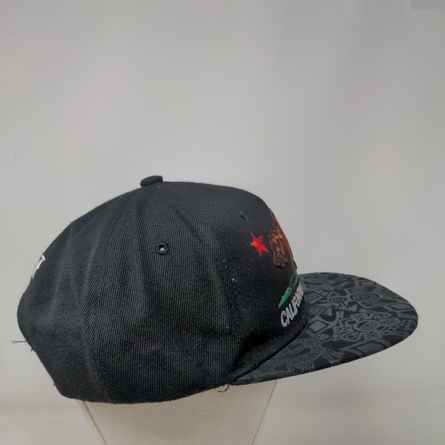 California Republic Snapback Hat Black One Size Adjustable Embroidered Big Bear