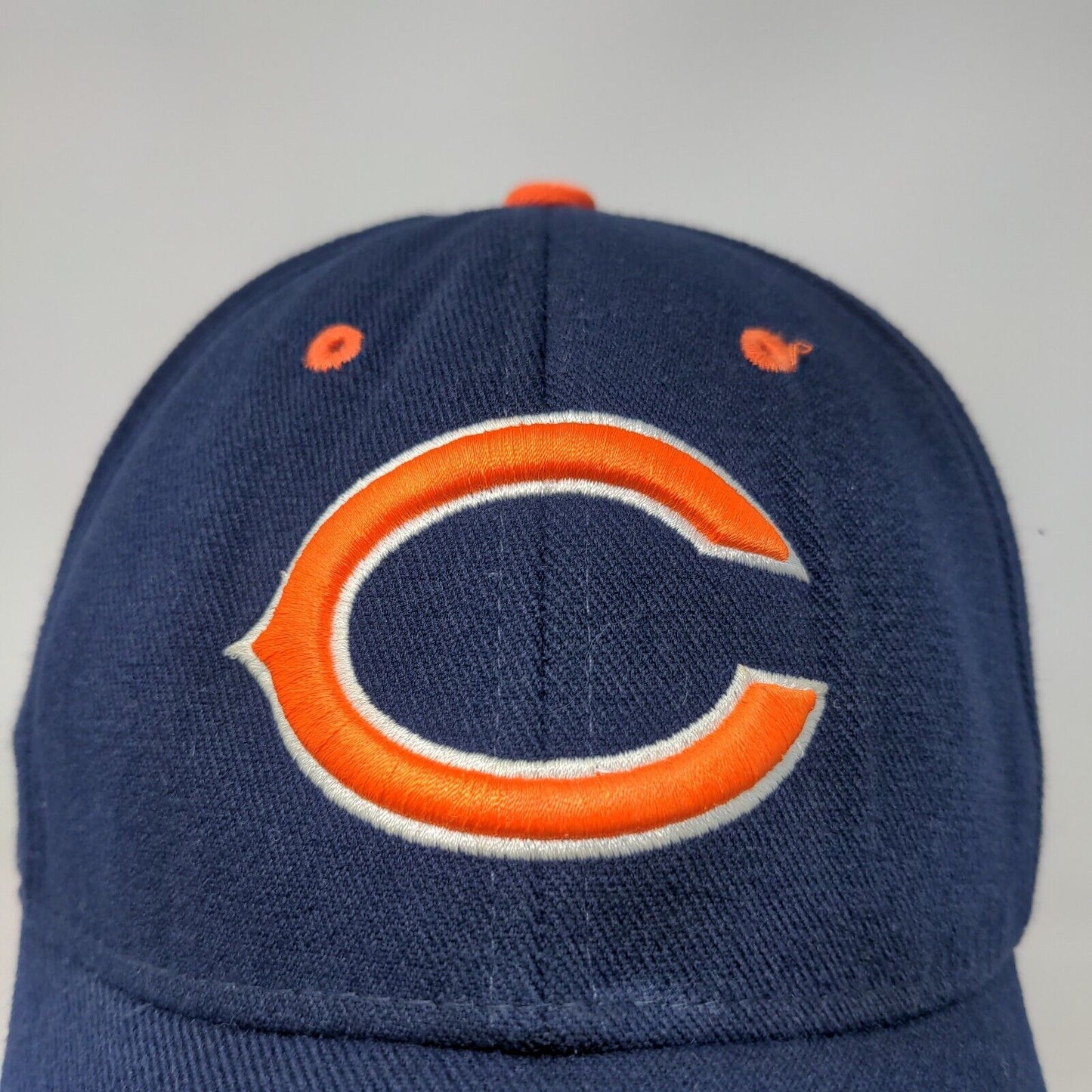 Reebok Men's Fitted Chicago Bears Hat Blue Size OSFA Embroidered C Logo