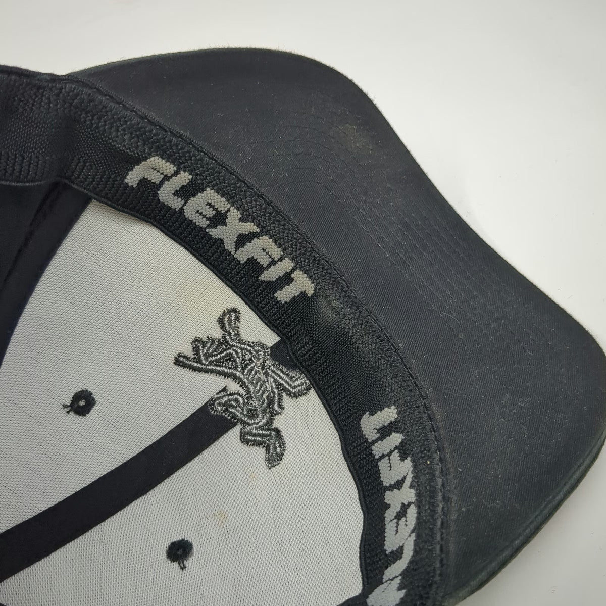 Arc'teryx Baseball Cap Black One Size Flexfit Skeleton Logo Cotton Curved Hat