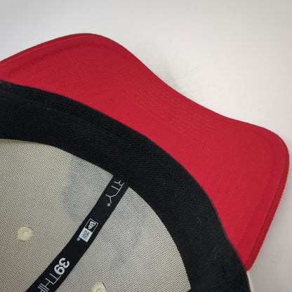 New Era Tampa Bay Buccaneers NFL White Red L Cap 39THIRTY Stretch Fit Skull hat