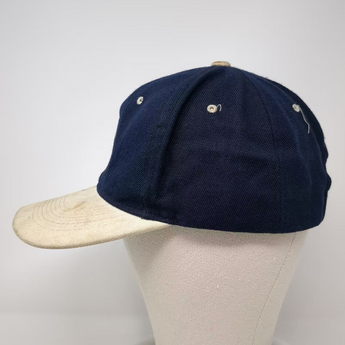 H. Kap Yin Yang Symbol Snapback Hat Blue White OS Green Underbrim Two Tone