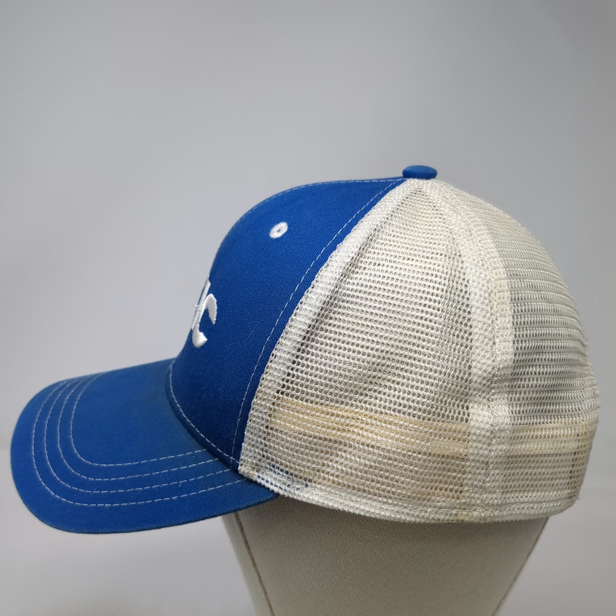 RTIC Trucker Hat Blue White One Size Mesh Back Snapback Logo Adjustable Outdoors