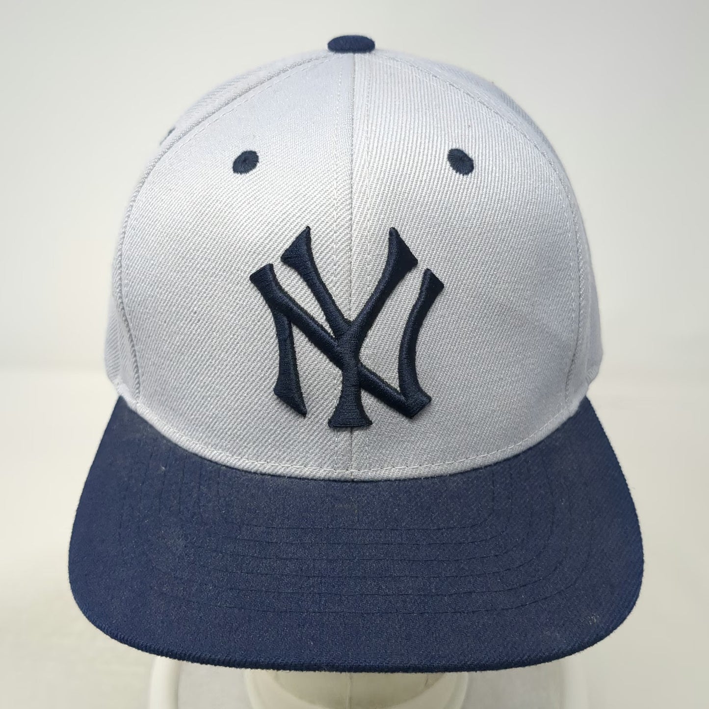 New York Yankees MLB American Needle Snapback Gray Blue Hat One Size Green Brim