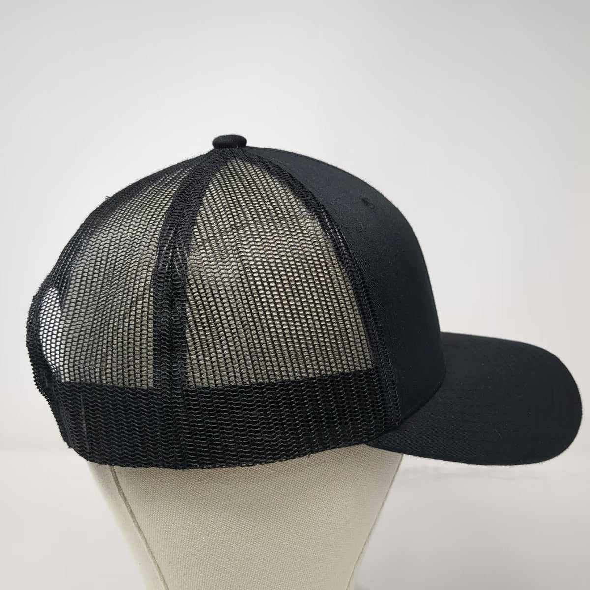 815 Kamel Trucker Hat Black Red One Size Mo Bettahs Hawaiian Food Mesh Back Hat
