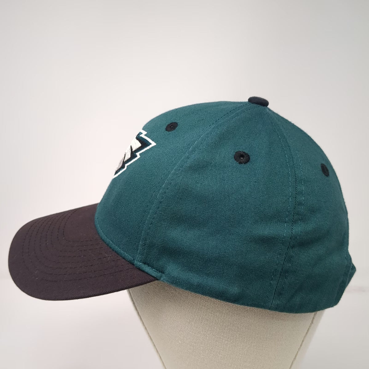 NFL Team Apparel Philadelphia Eagles Green Black One Size Strapback Cap Hat Logo