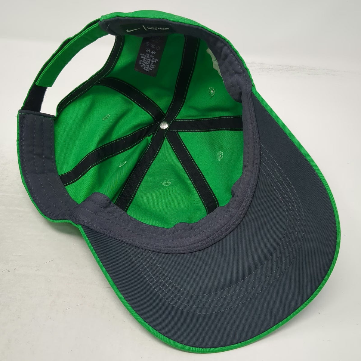Nike Baseball Cap Green One Size Silver Swoosh 7-Eleven Grand Excellence Hat