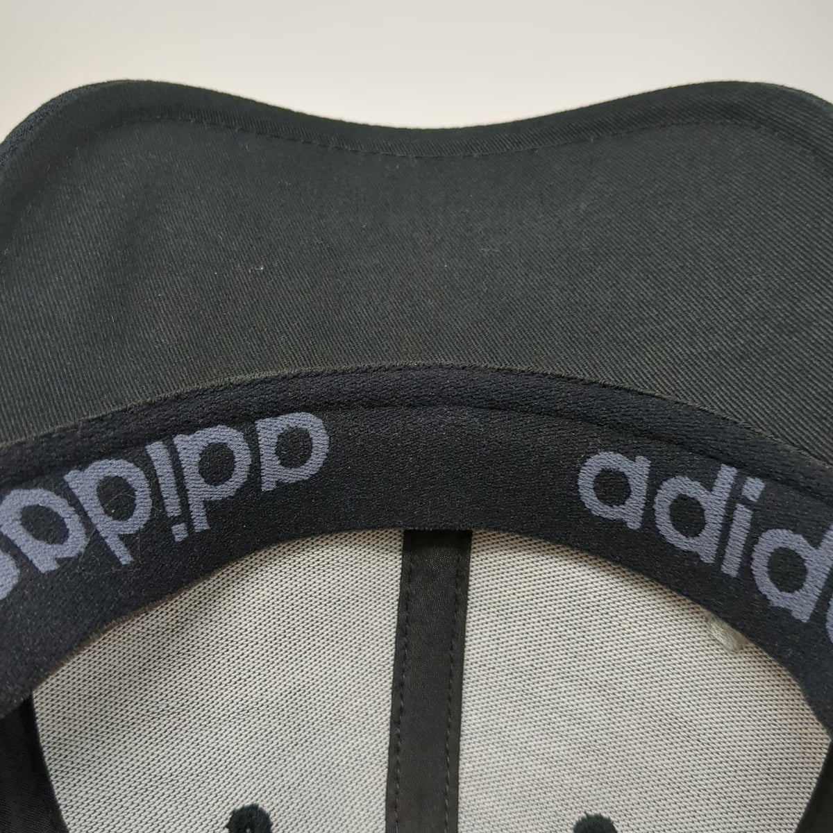 Adidas Baseball Cap Black M Fitted Performance Mesh Climalite Stretch Fit Hat