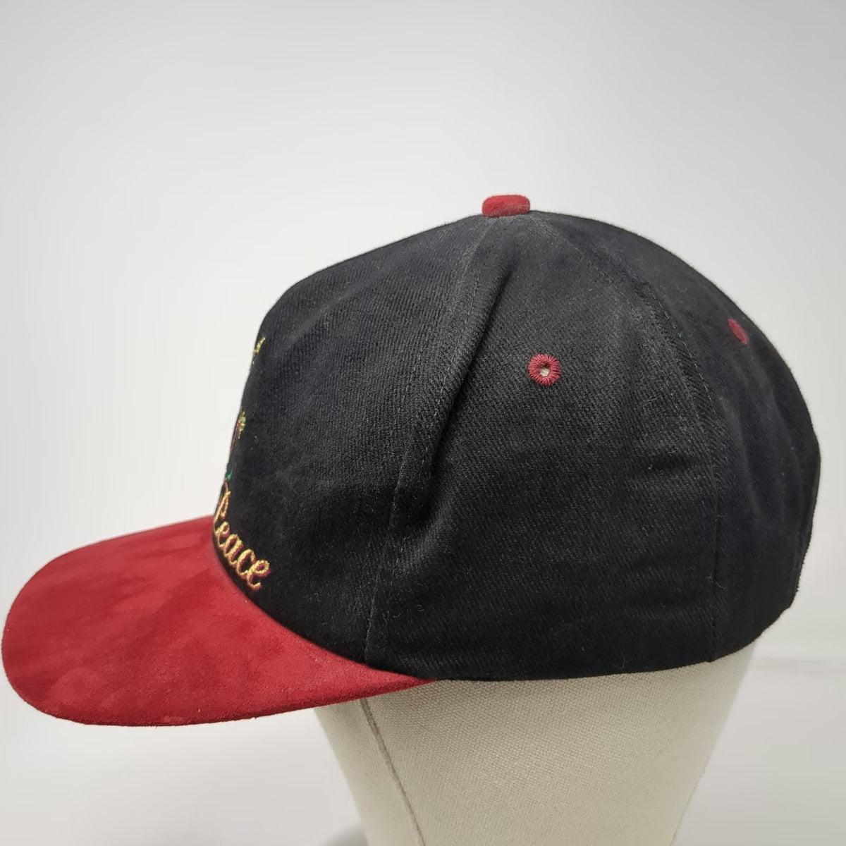 Black Red Snapback One Size Peace Dove Embroidered Hat Two Tone Suede Brim Bird