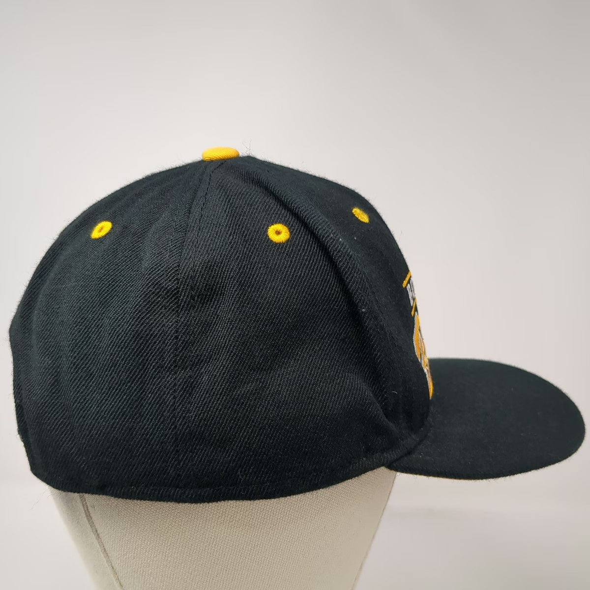 Reebok Boston Bruins NHL Snapback Hat Black Yellow White One Size Flat Brim Logo