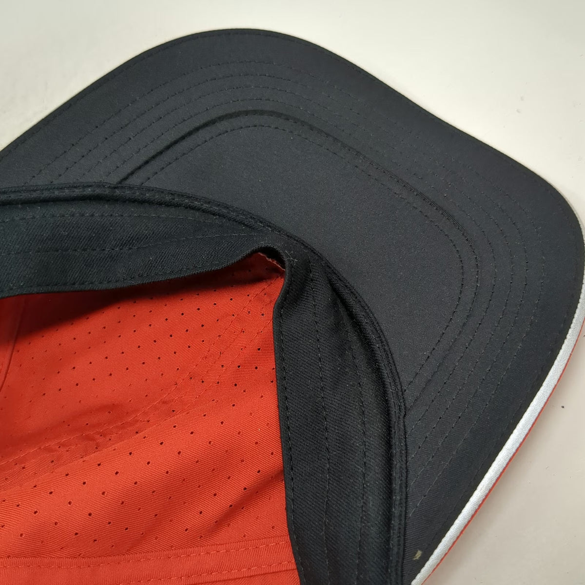 Nike Baseball Cap Orange One Size Featherlight Dri-FIT Strapback Running Hat