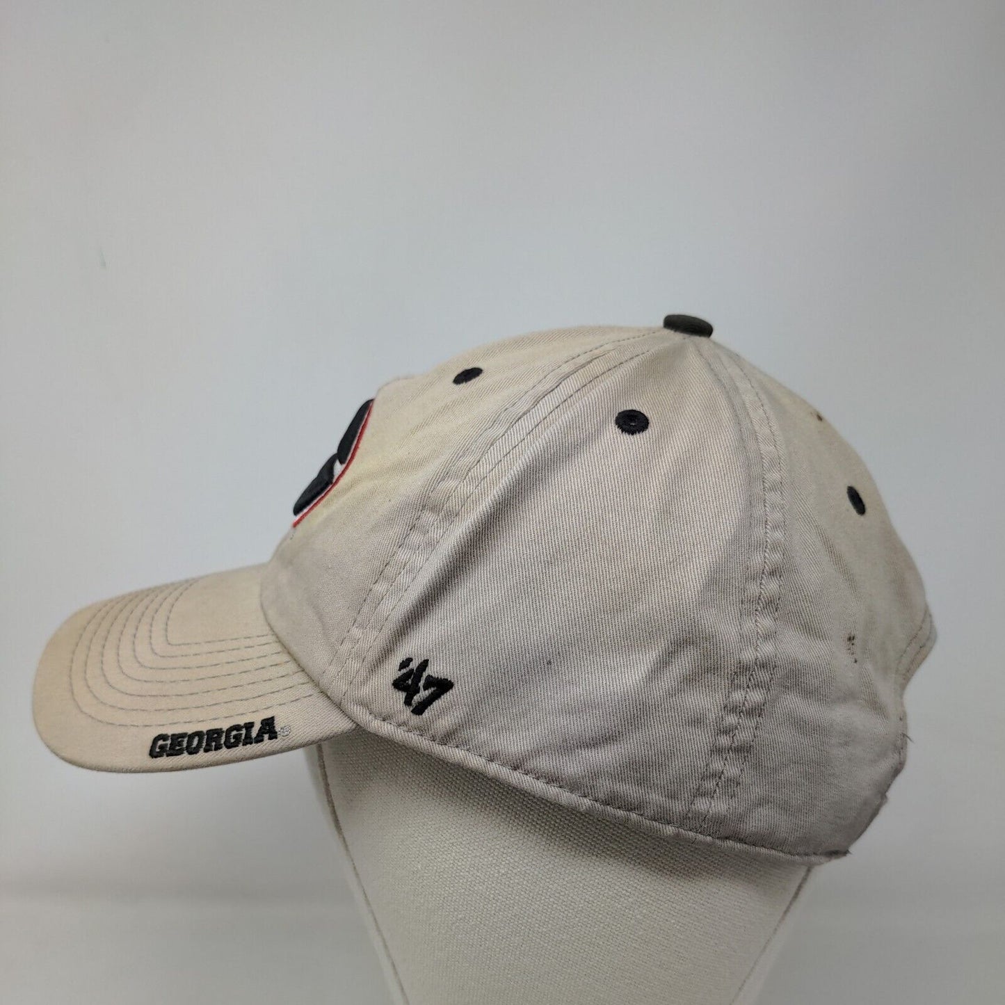 '47 Brand Men's Slideback Hat Tan Size OS Georgia Bulldogs Embroidered Logo