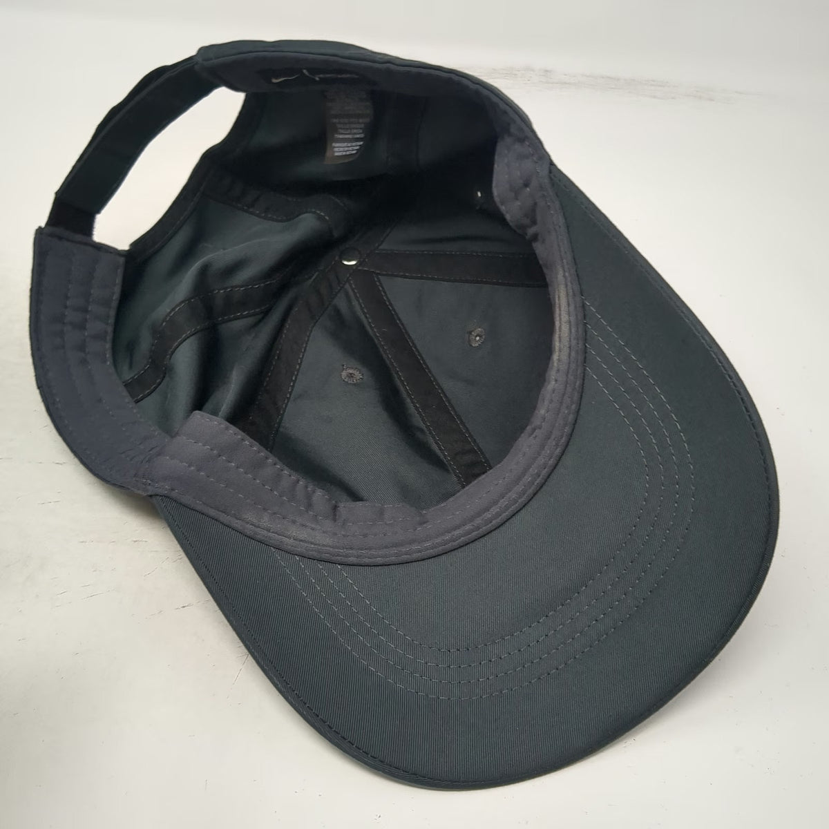 Nike Baseball Cap Gray One Size Adjustable Dri-FIT Swoosh Embroidered Hat