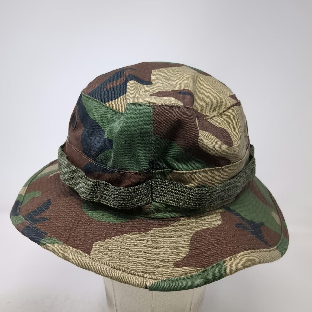 Propper Boonie Hat Green Brown 7 1/2 Camouflage Chin Strap Branch Loops Outdoor