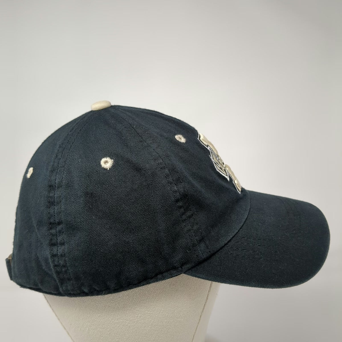 Captivating Headwear Idaho Vandals NCAA Cap Black One Size Gold Slideback Hat