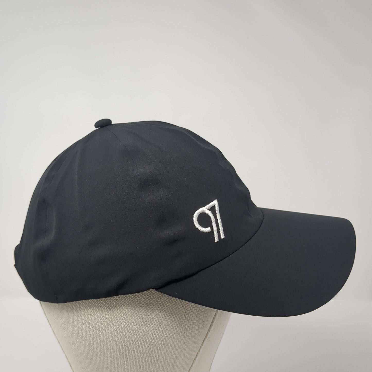 97 Strapback Baseball Cap Black One Size Adjustable Embroidered AS Colour