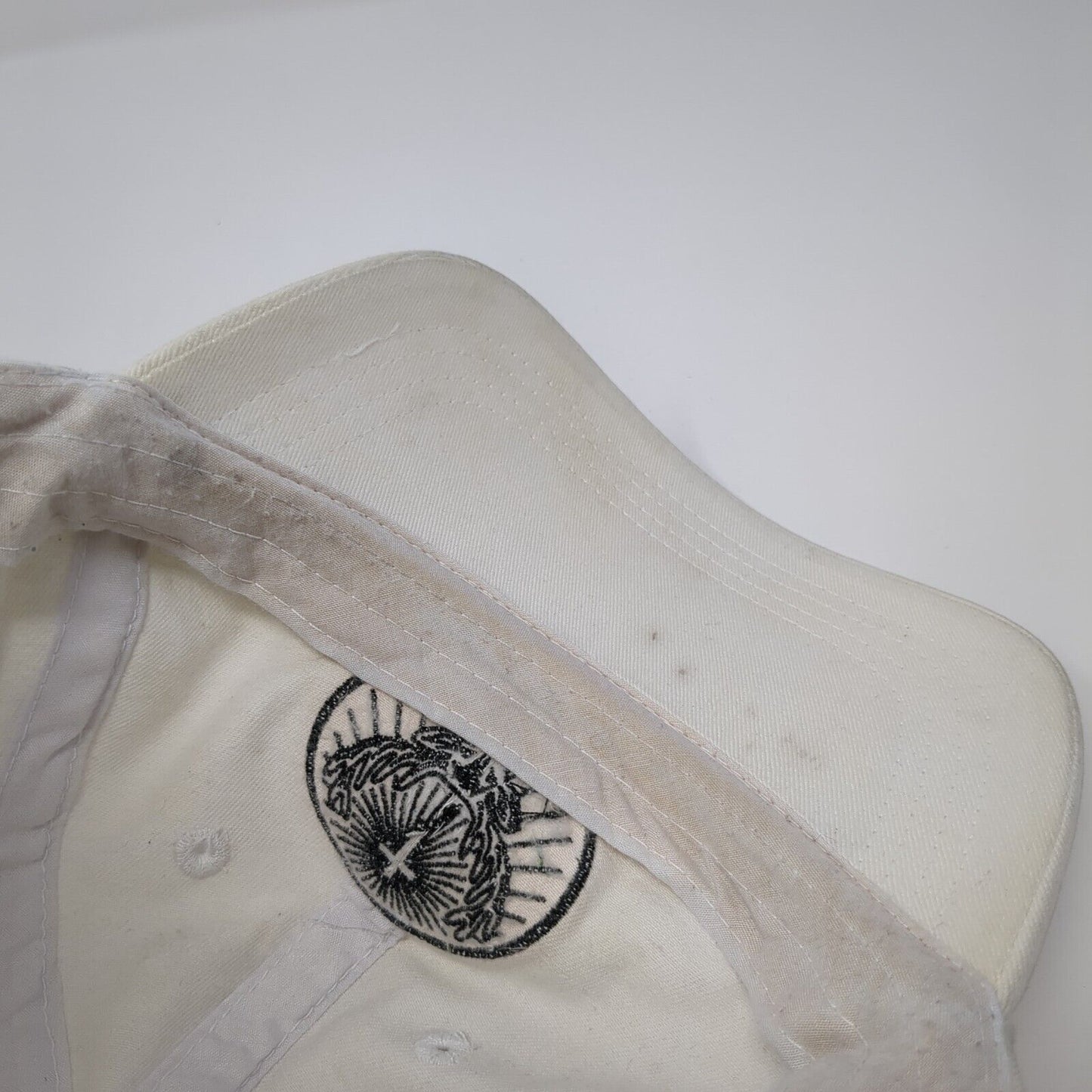 Unbranded Strapback Hat White One Size Adjustable Deer Patch 6 Panel