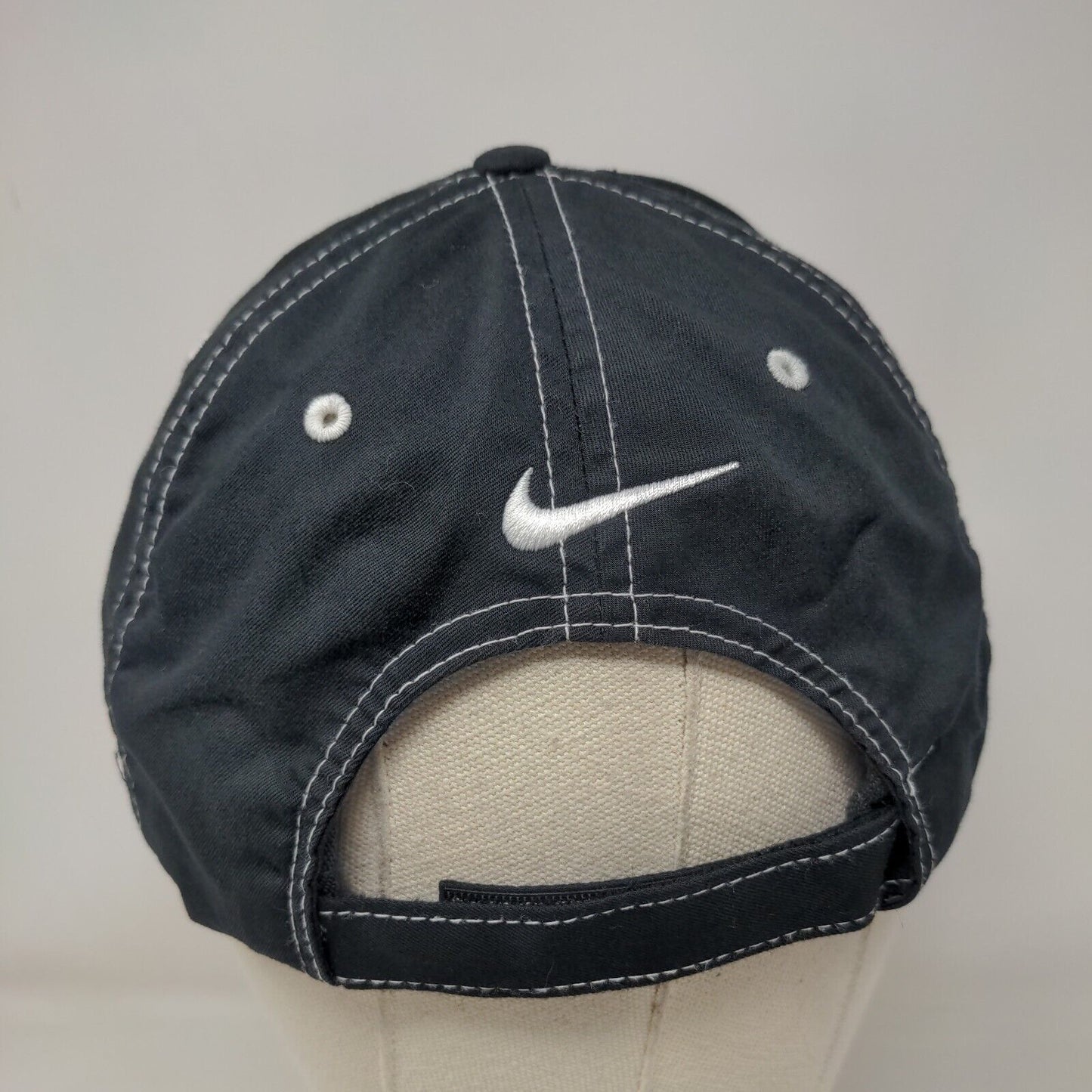 Nike Strapback Golf Hat Black One Size Adjustable Embroidered Swoosh 6 Panel